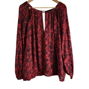 Women's Red and Black Patterned Top